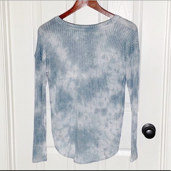 3/$23 American Eagle Soft & Sexy T Sz XS - Picture 4 of 6